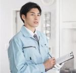 建設機械の組立作業　　【広島市佐伯区五日市港】